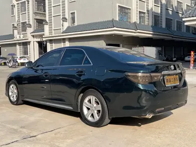 Toyota Reiz