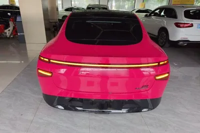 Xpeng P7
