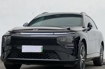 Xpeng G9