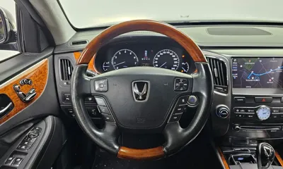 Hyundai Equus