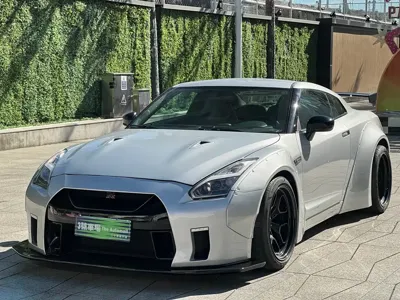 Nissan GT-R
