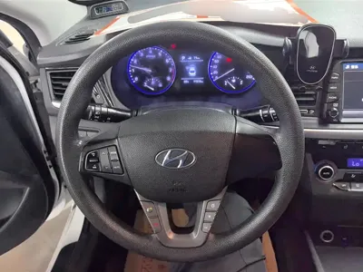 Hyundai Mistra