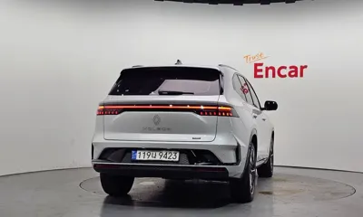 Renault-KoreaSamsung Grand Koleos