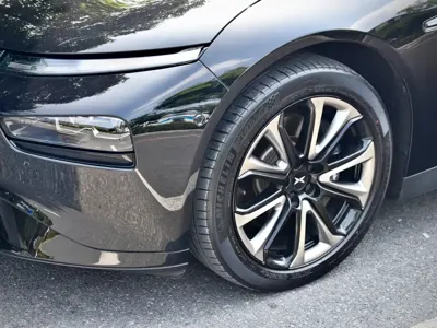 Xpeng P7