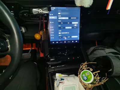 Nio ES8