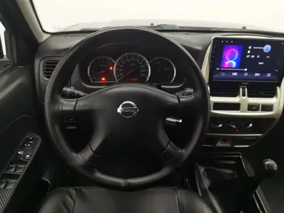 Nissan Paladin