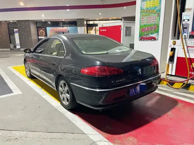Peugeot 标致607
