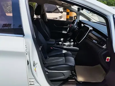 BYD MAX