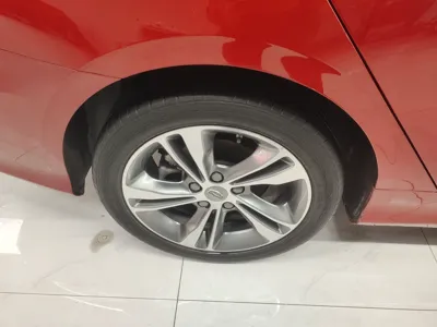 Geely Binray