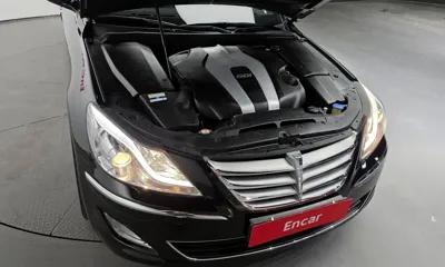 Hyundai Genesis