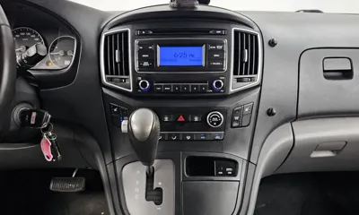 Hyundai Starex
