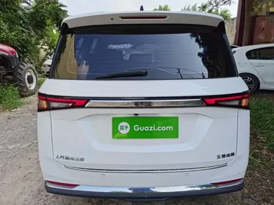 Wuling Jiachen