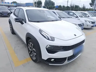 Lynk & Co 02