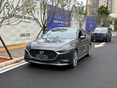 Mazda 3 Axela
