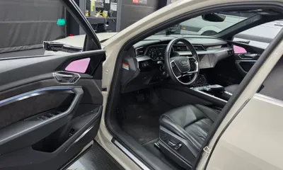 Audi e-tron
