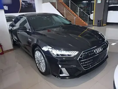 Audi A7L