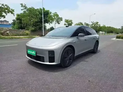 Li Auto 理想i6