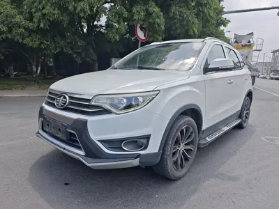 FAW Senya R7