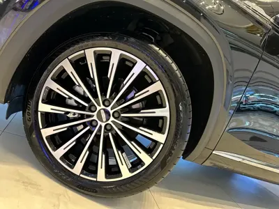 Geely Xingyue L