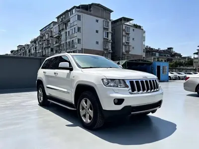 Jeep Grand Cherokee (Import)