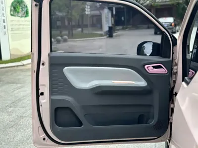 Wuling MINIEV