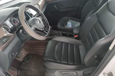 Volkswagen Tharu