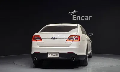 Ford Taurus