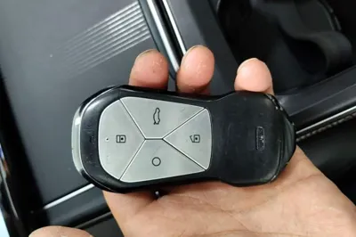 Xpeng P5