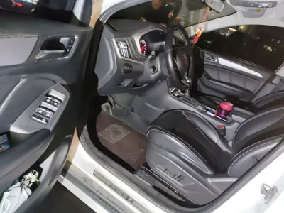 Roewe RX5
