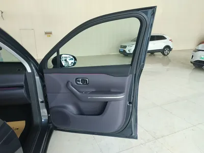 Leapmotor C10