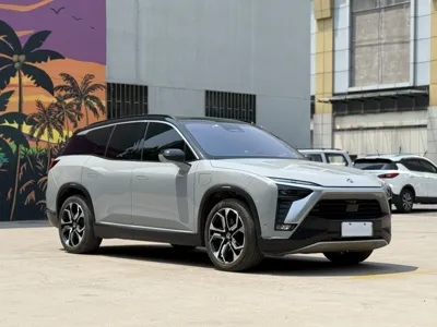 Nio ES8