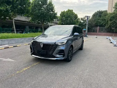 Roewe iMAX8