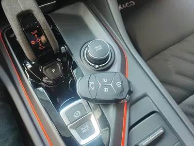 Lynk & Co 02 Hatchback
