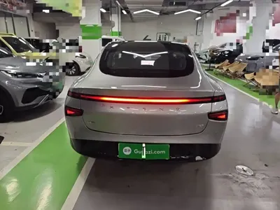 Xpeng P7