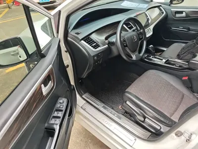 Honda Jade
