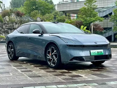 Lynk & Co Z10