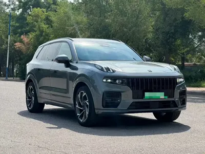 Lynk & Co 09 EM-P