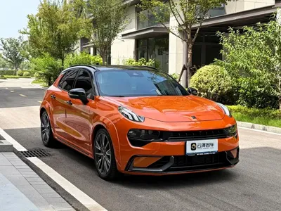 Lynk & Co 02 Hatchback
