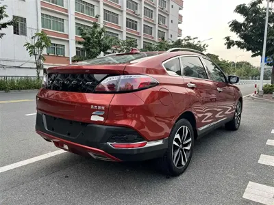 Venucia T90