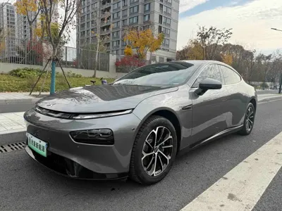 Xpeng P7