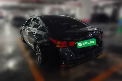 Nissan Teana