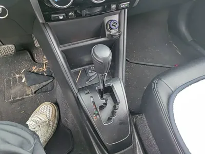 Toyota Yaris L