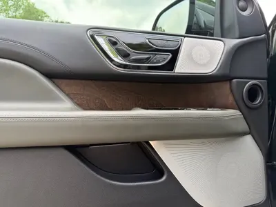 Lincoln Navigator