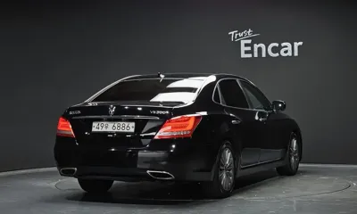 Hyundai Equus