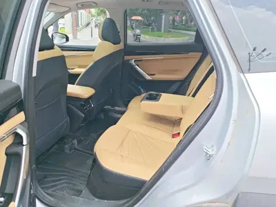 Geely Boyue L