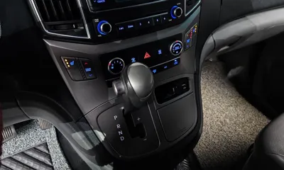 Hyundai Starex