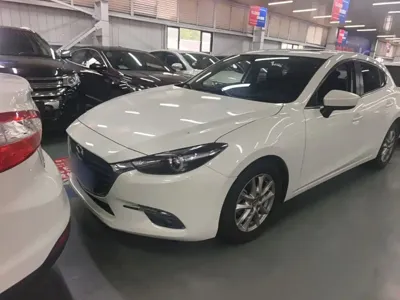 Mazda 3 Axela