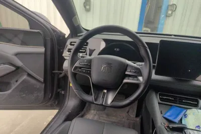 BYD Qin L
