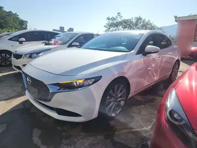 Mazda 3 Axela