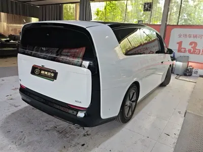 Li Auto Li MEGA